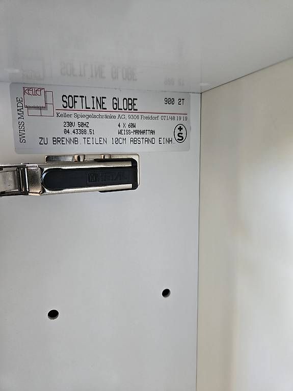 Armadietti a specchio: Keller Spiegelschrank – Usato da Au SG venduto da kur_shb9 2