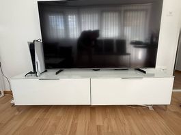 Moderne TV-Kommode / Sideboard in Weiss zu verkaufen.