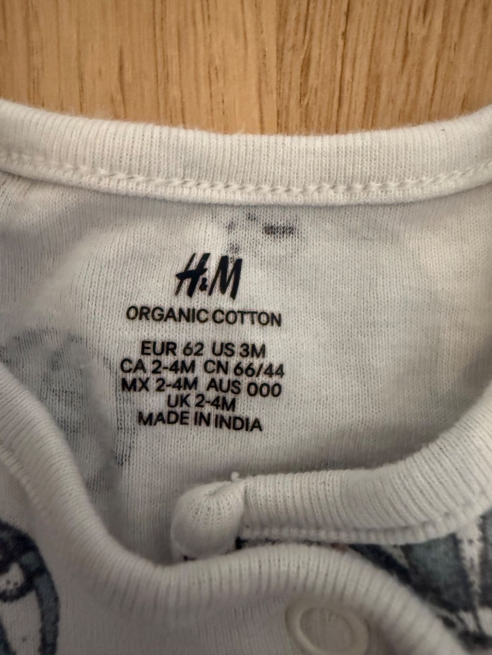 H&M Lotti & Set di vestiti: Body Baby 3er Pack Grösse 62/68 – Usato da Dottikon venduto da dcwidmer 5