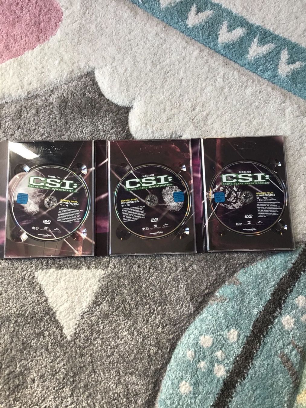 Tutti i DVDs: DVD CSI Episode 1-12 – Nuovo (secondo la descrizione) da Oftringen venduto da anbara 1