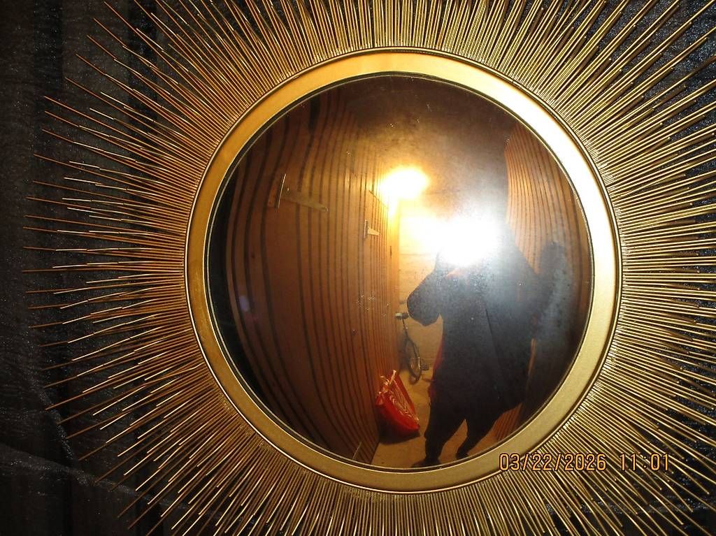 Specchi: miroir soleil.  – Usato da Clarens venduto da krampou 2