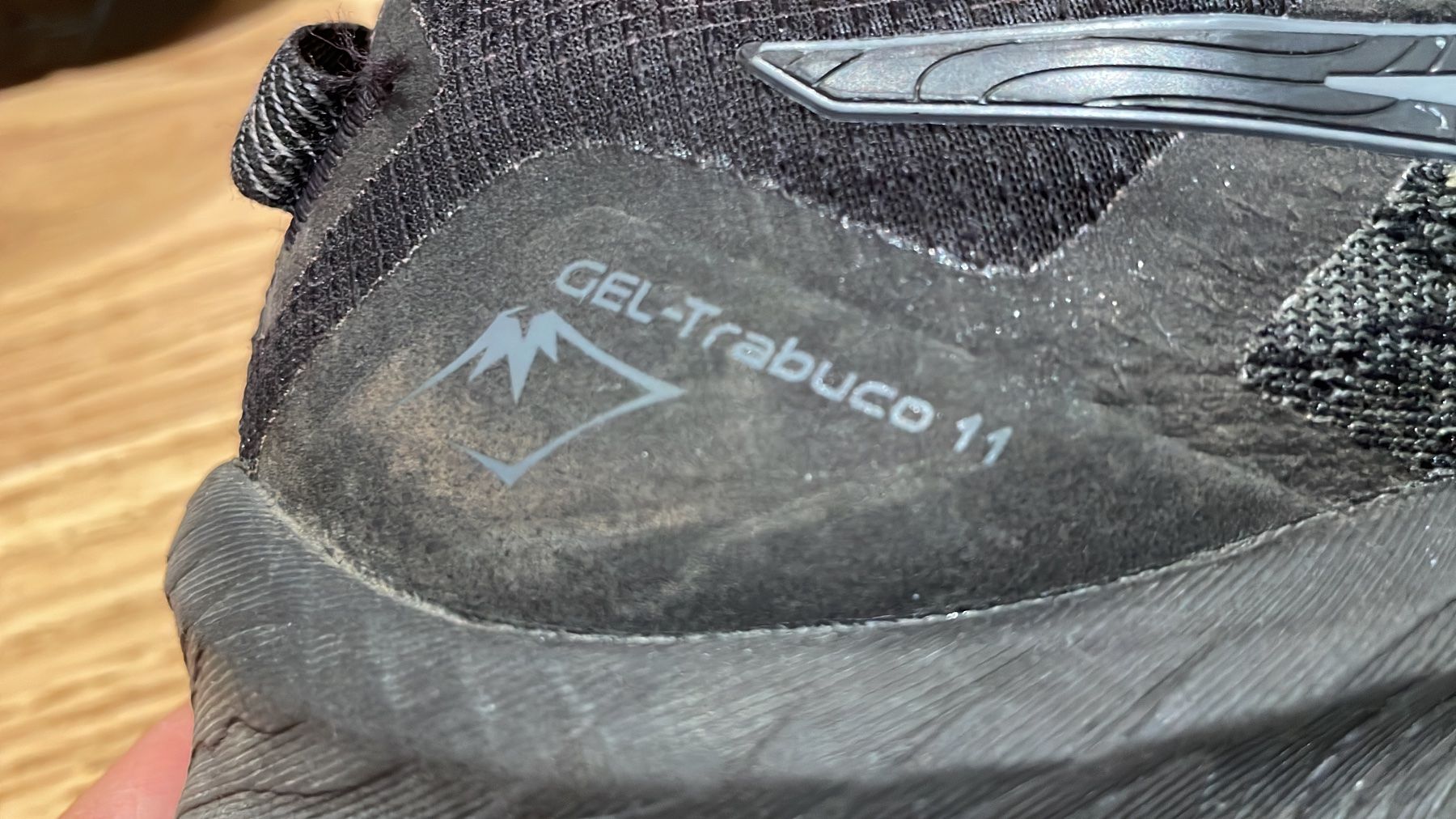 Asics Chaussures garçon: ASICS waterproof shoes for kids – D'occasion à Zürich par yan_h6r5 4