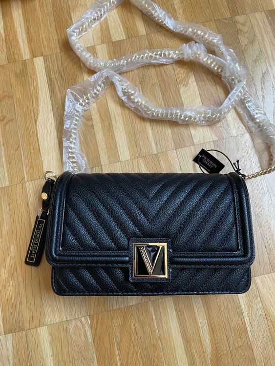 Victoria’s Secret Chain Crossbody Bag NEW Kaufen auf Ricardo