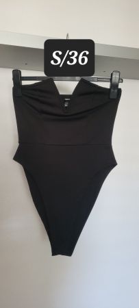 Top femme taille S / Shein NEUF