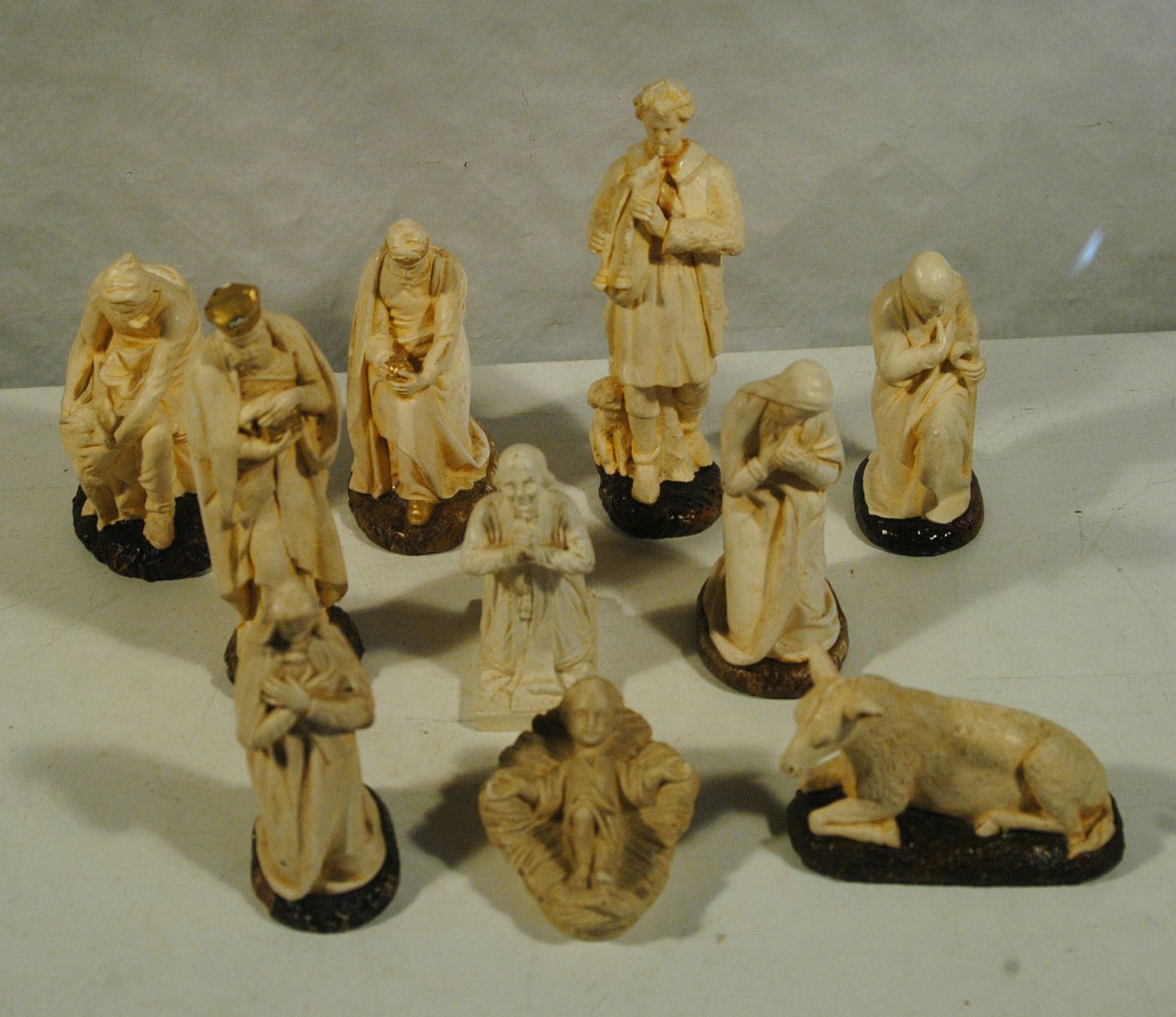 Statuette: Aeltere Krippenfiguren Italien Gips- oder gipsähnlich – Usato da Herisau venduto da Wisen