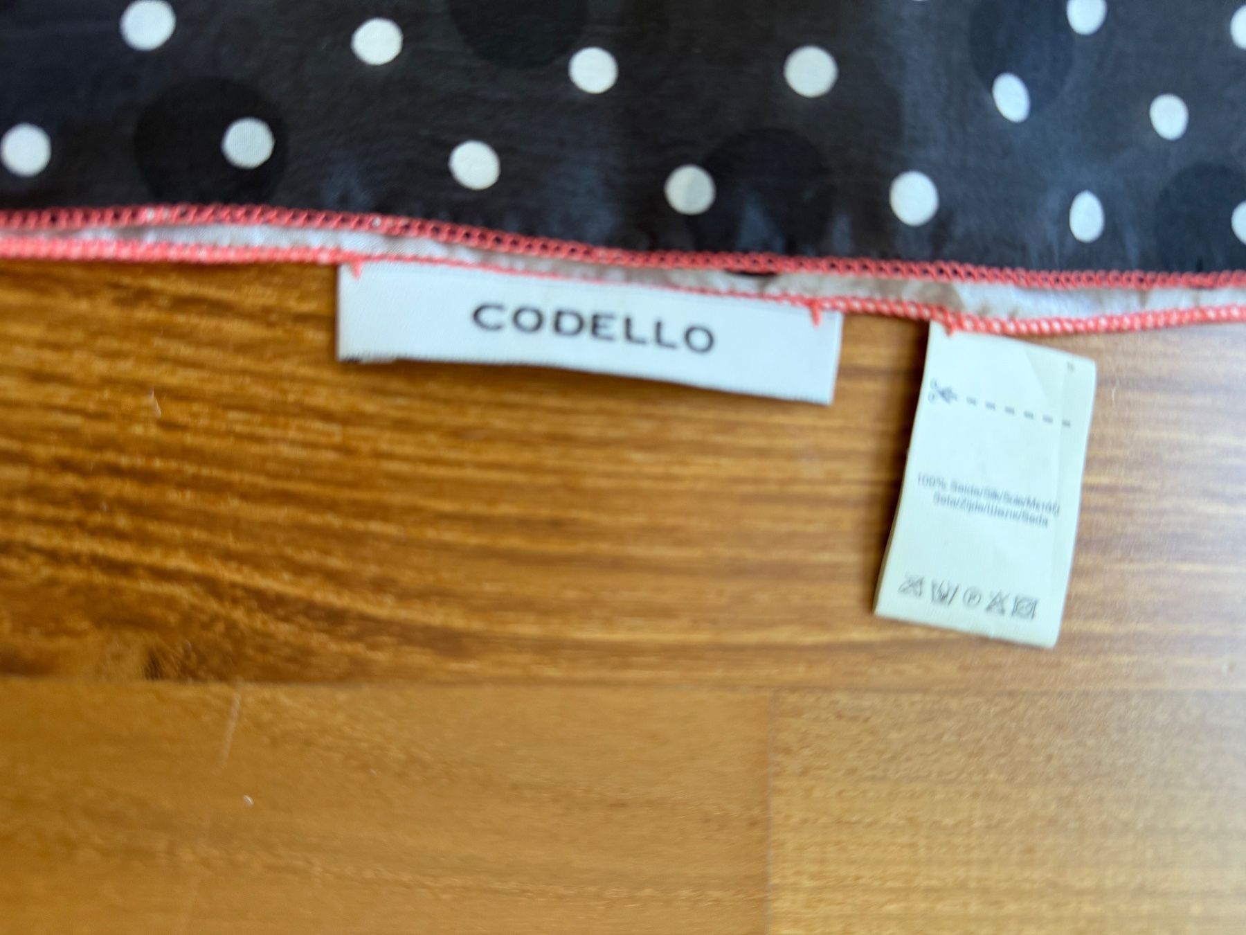 Codello Foulard & Sciarpe: Codello Seidenschal mehrfarbig gemustert – Usato da Buchs SG venduto da VintageHomeCH 2