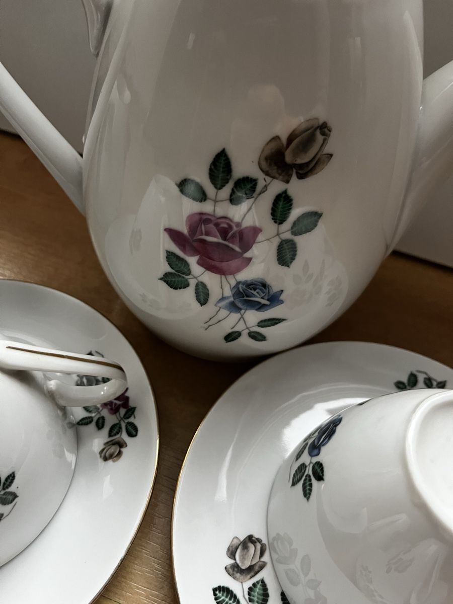 Set di piatti: Vintage-Teeservice mit Blumenmotiv – Usato da Zürich venduto da BBET2025 9