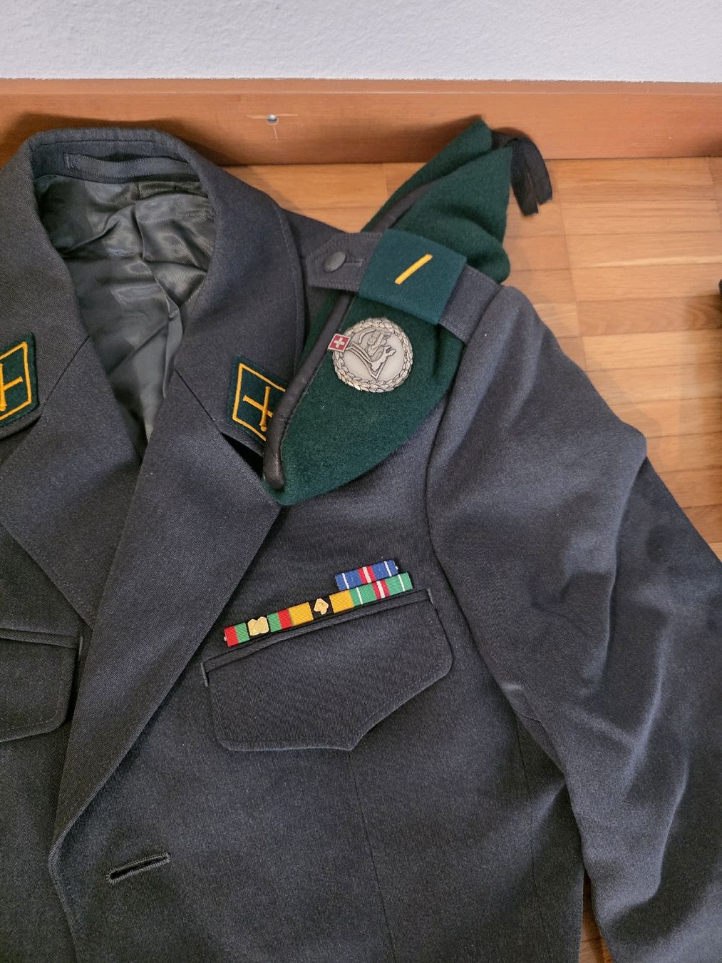 Armée suisse Uniformes: Schweizer Armee Ausgangsuniform – D'occasion à Winterthur par Eljabanebre 5