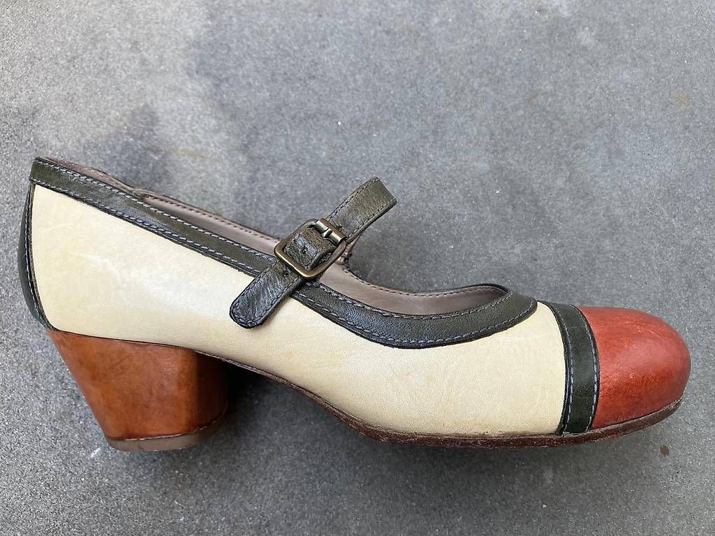 Moma Scarpe da donna: MoMa Riemchen Pumps, 37 – Usato da Männedorf venduto da Elstar12