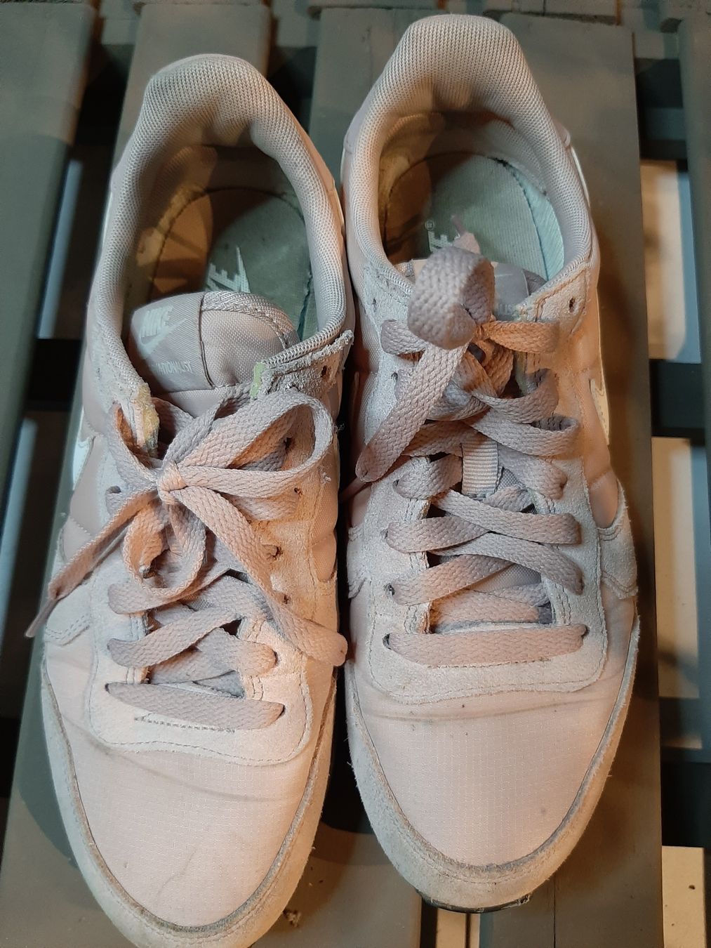 Herrenschuhe: Nike Internationalist 38,5 – Gebraucht aus Bern von Preloved.Nile.4.Sale 1