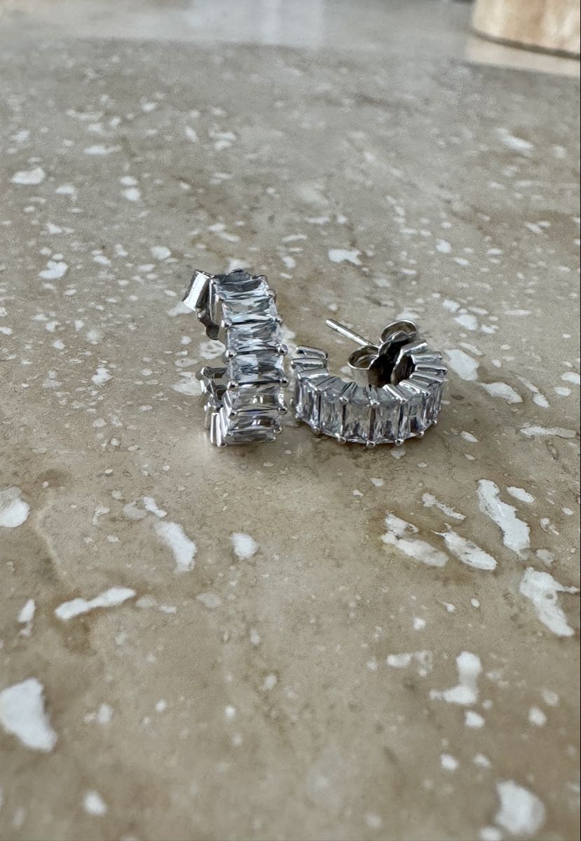 Orecchini pendenti & Orecchini a lobo: Silber Ohrringe mit Zirkonia – Nuovo e nell'imballaggio originale da Oberhasli venduto da Duabelle_official