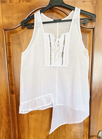 Weisses Sommer Top, Gr.M tolle Schnitt!