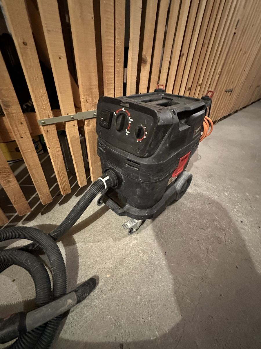 Aspirapolveri & Accessori: WURTH ISS 30-L Automatic Sauger gebraucht – Usato da St. Gallen venduto da 987JDBA