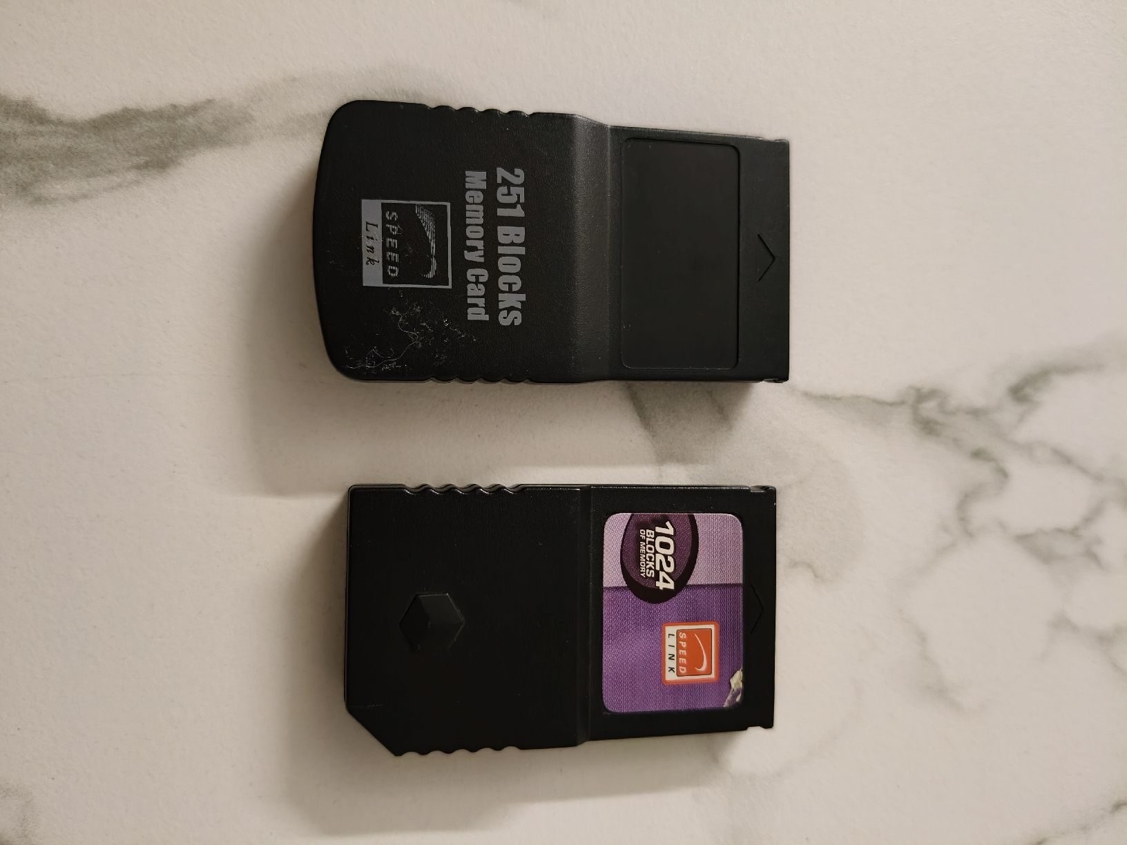 Memory unit & Memory card: GameCube Memory Card, 2 Stk, , 251 & 1024 Blocks! Gamecube – Usato da Oensingen venduto da ece_8k7q