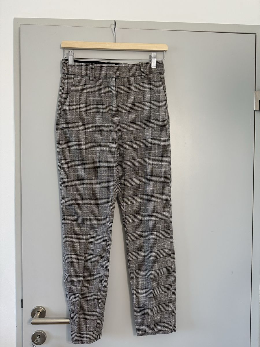 H&M Pantaloni: Pantalon carreaux  – Nuovo (secondo la descrizione) da Le Grand-Saconnex venduto da ama_pc9p