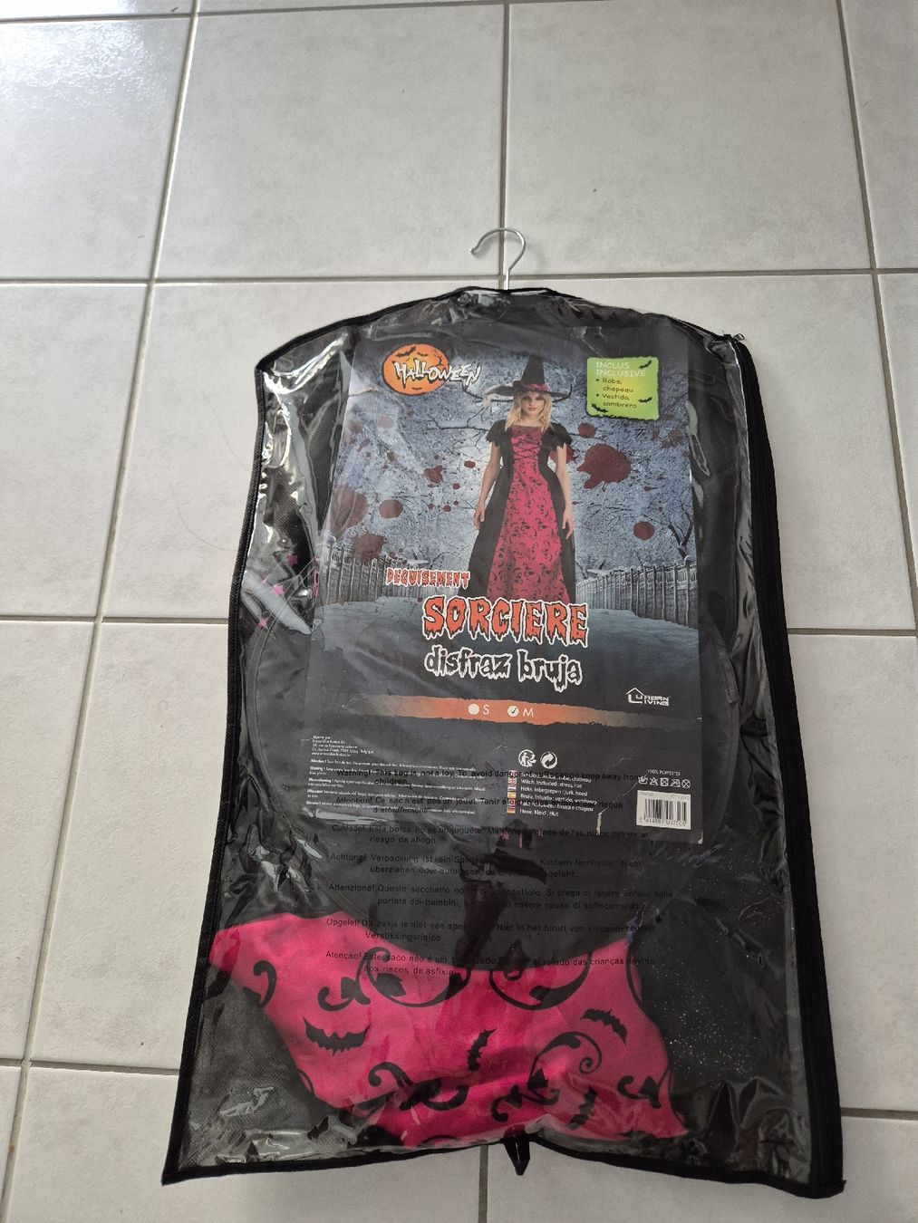 Costumi: Robe+chapeau – Usato da Granges-Paccot venduto da smo_dp89 4