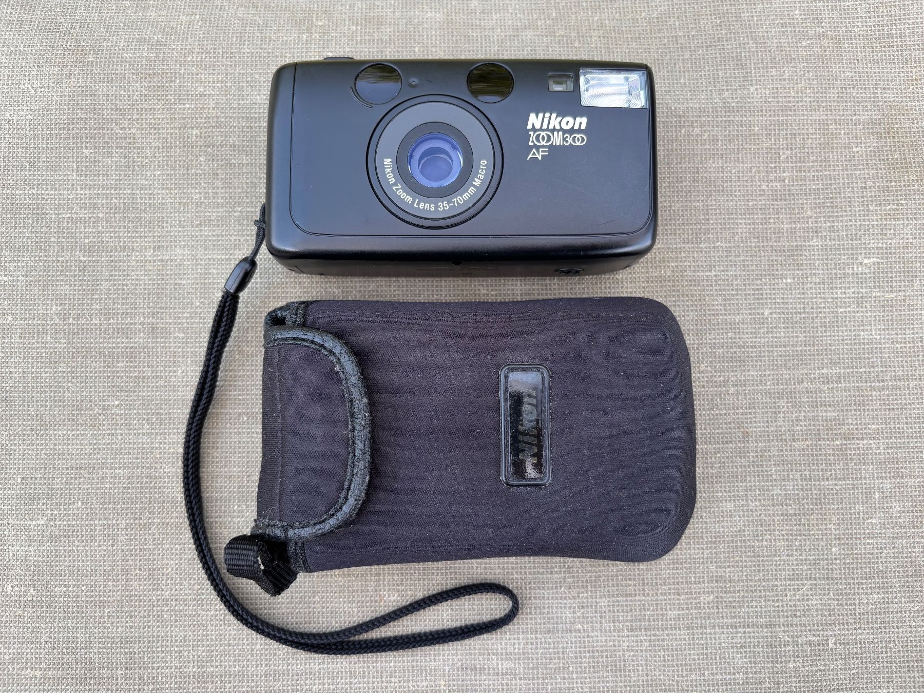 Nikon Fotocamera: Nikon Zoom 300 AF Kamera – Usato da Feldbach venduto da Olive1 2
