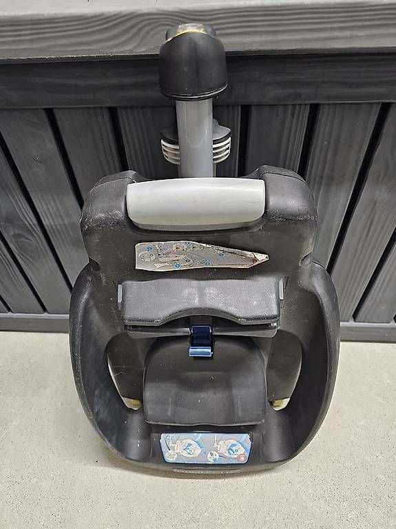 Auto-Kindersitze: Smart Carry Babyschale mit ISOFIX Base Denim
 – Gebraucht aus Muri von DanielaM07 1