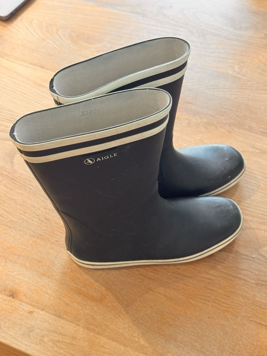 Scarpe da uomo: Bottes Aigle noires taille 38 bon état – Usato da Céligny venduto da hem_5fch