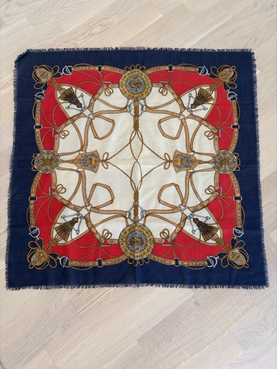 Foulard & Sciarpe: Tuch mit Reitmuster dunkelblau/rot/creme – Nuovo (secondo la descrizione) da Au ZH venduto da eac_gm25 1