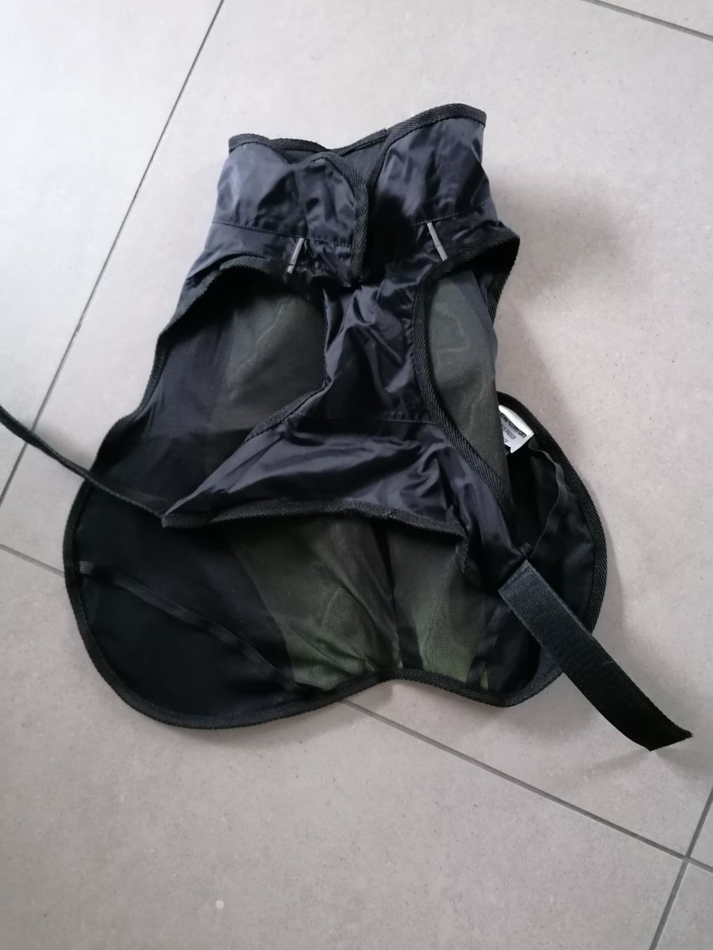 Abbigliamento: Hundemantel – Nuovo (secondo la descrizione) da Hunzenschwil venduto da Gruftie0 1