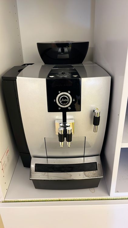 Jura Impressa Xj5 Kaffeevollautomat (D'occasion) à Zürich pour CHF