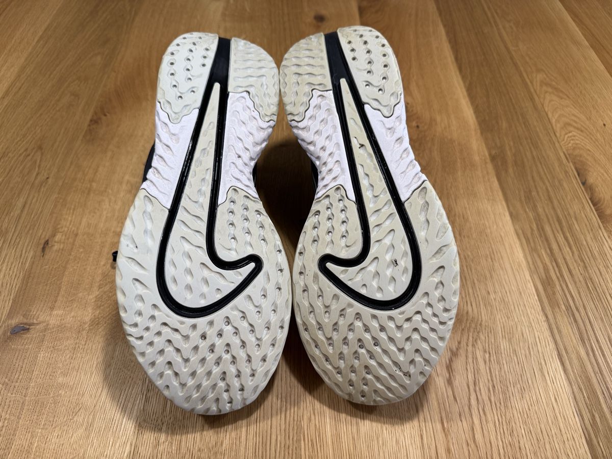 Nike Herrenschuhe: Nike Legend React 2 Laufschuh Herren Gr. 45 ab 1CHF – Gebraucht aus Wallisellen von FabianB 4