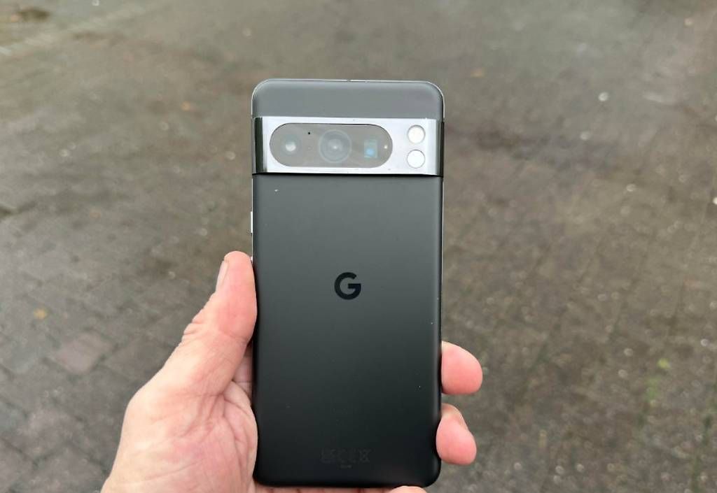 Handys / Smartphones: Google Pixel 8 Pro, Garantie, Preis VB – Gebraucht aus Wolhusen von darmil