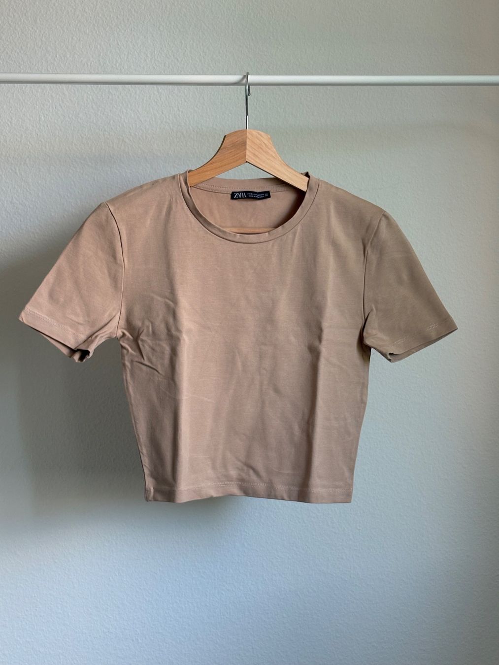 Zara Camicette, T-shirt & Top: Crop-Top Baumwolle – Nuovo (secondo la descrizione) da Zürich venduto da bbbggg