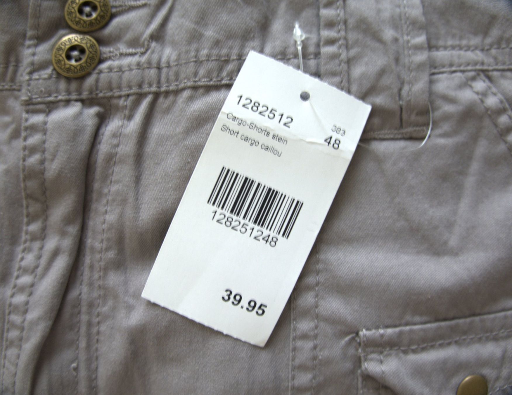 Hosen: Cargo Shorts ARTIME hellgrau, Bundweite 100cm – Neu (gemäss Beschreibung) aus Rheinfelden von bigi0956 1