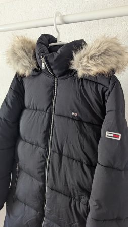 Warme Tommy Hilfiger Winterjacke L schwarz top Zustand