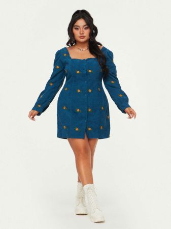 Kleid mit blumenmuster