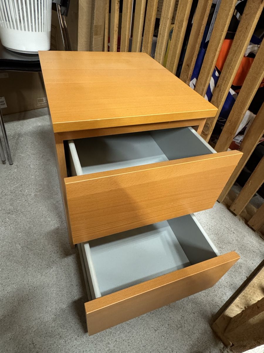 Ikea Nachttische: Nachttisch IKEA Malm – Gebraucht aus Bern von oakley09 1