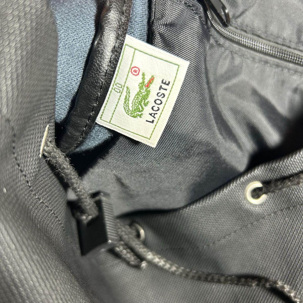 Lacoste Rucksäcke: Lacoste bagpack  – Gebraucht aus La Sagne NE von Matlasape 3