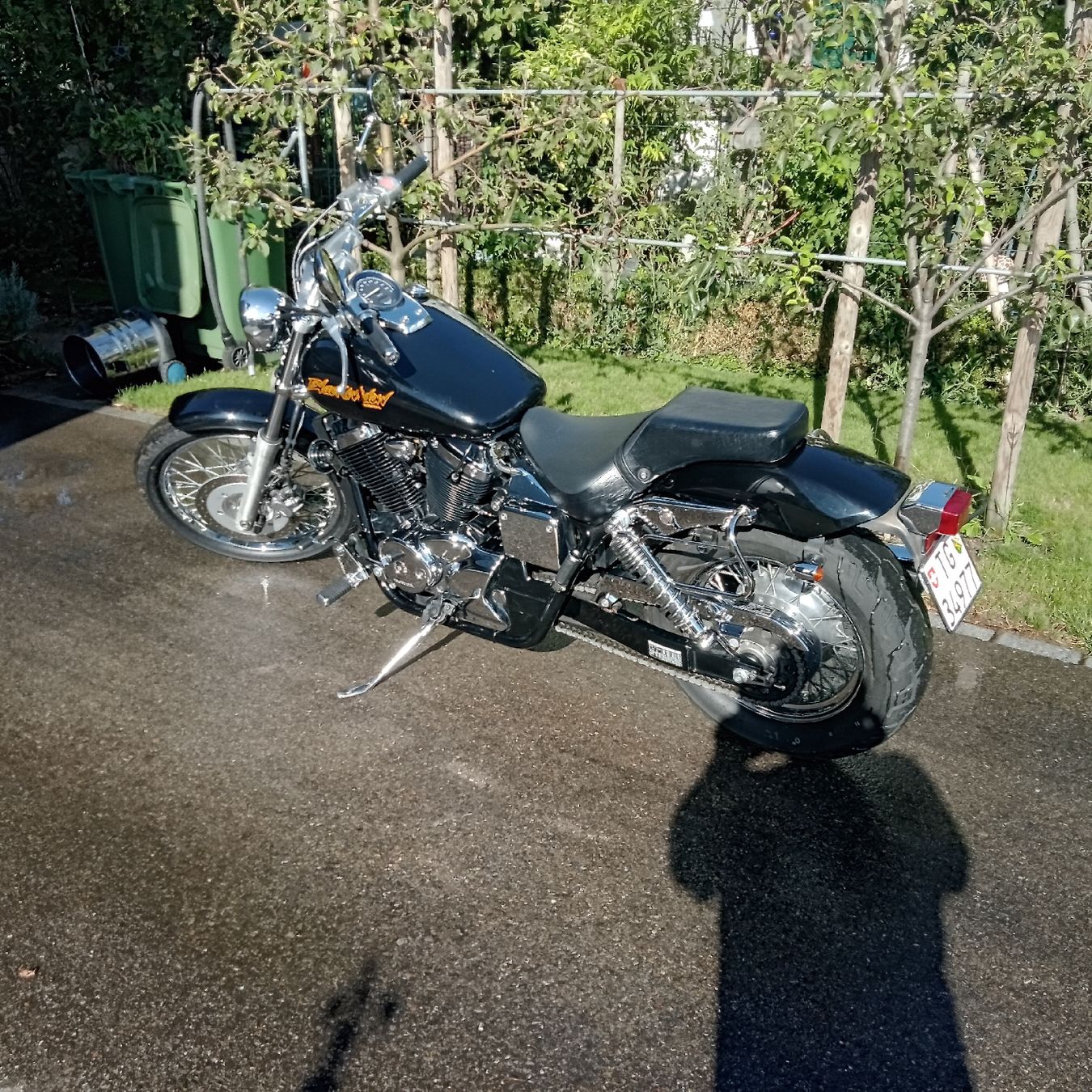 Honda Chopper: HONDA VT 750 DC , Black Widow – Usato da Frauenfeld venduto da Mataka 2