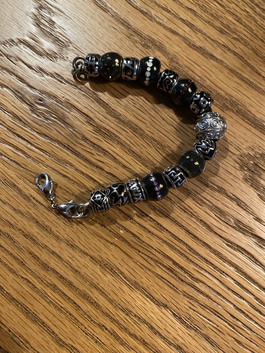 Armbänder & -reifen: Armband mit vielen Charms – Gebraucht aus Muri AG von sonneblueme10 1