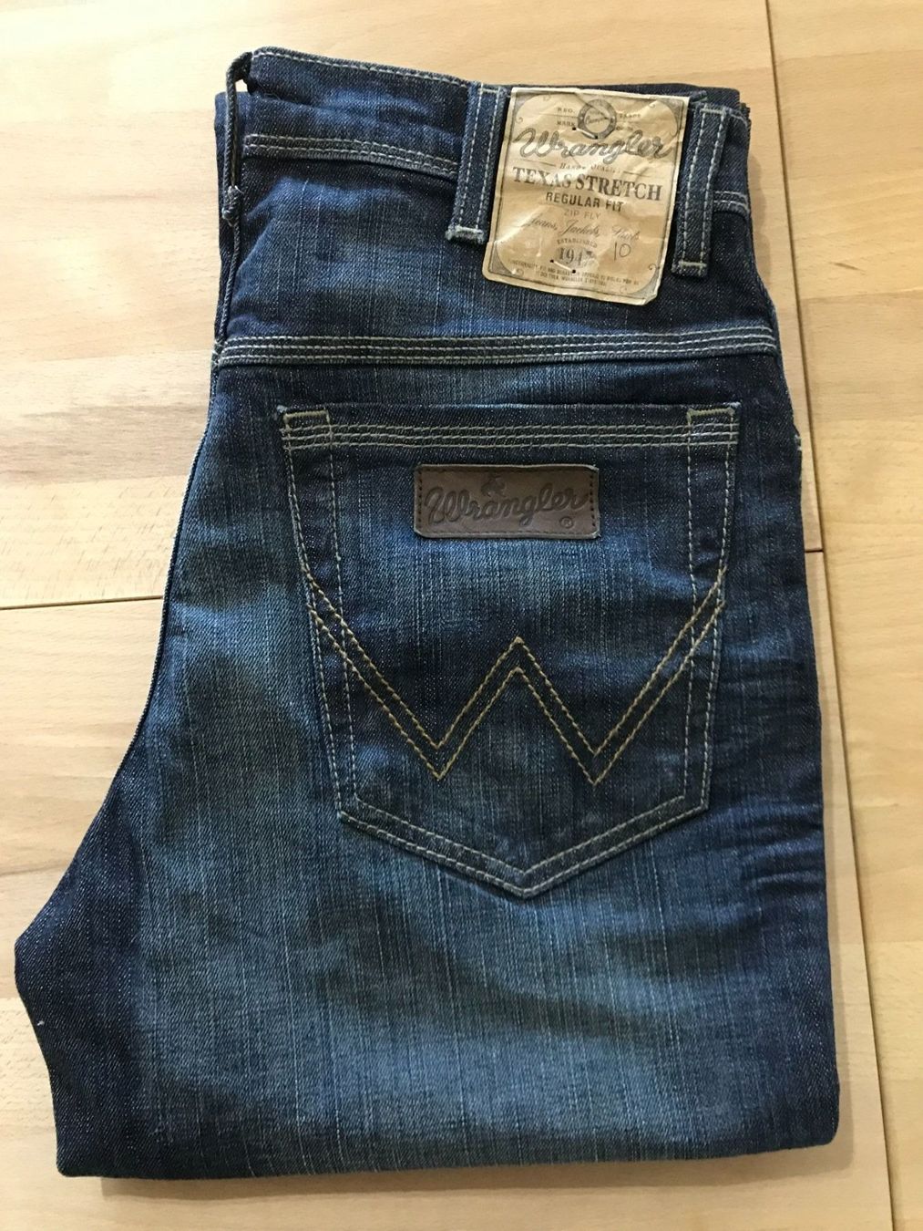 Jeans: Wrangler Texas Stretch W30 L34 neuf – Gebraucht aus Meyrin von dijin