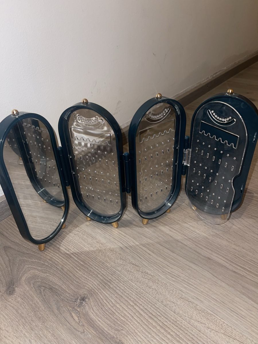 Portagioie: Stylish Jewelry Organizer – Nuovo (secondo la descrizione) da Moudon venduto da danielafba 1