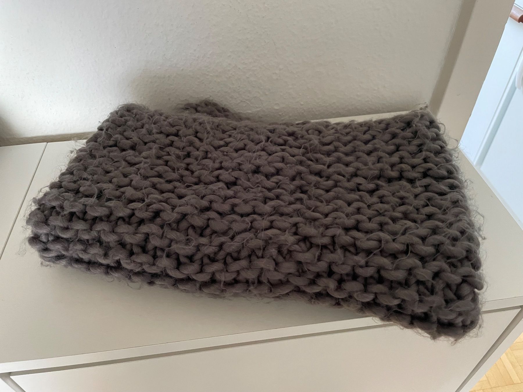 Foulards & écharpes: Warmer, weich-flauschiger Strickschal / Loop – D'occasion à Zürich par mar_xfn9 1