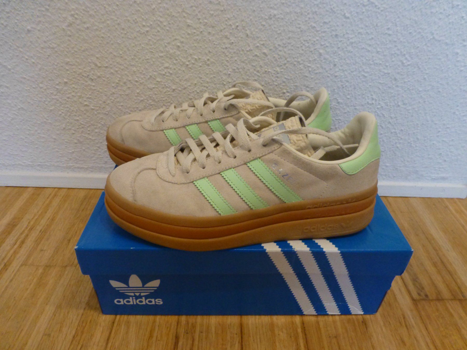 Adidas Scarpe da donna: Adidas Gazelle Bold 40 – Usato da Zürich venduto da Betula11