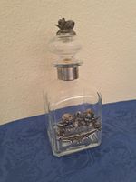 Flasche Glas mit Engelsmotiv und Blumendeckel alt