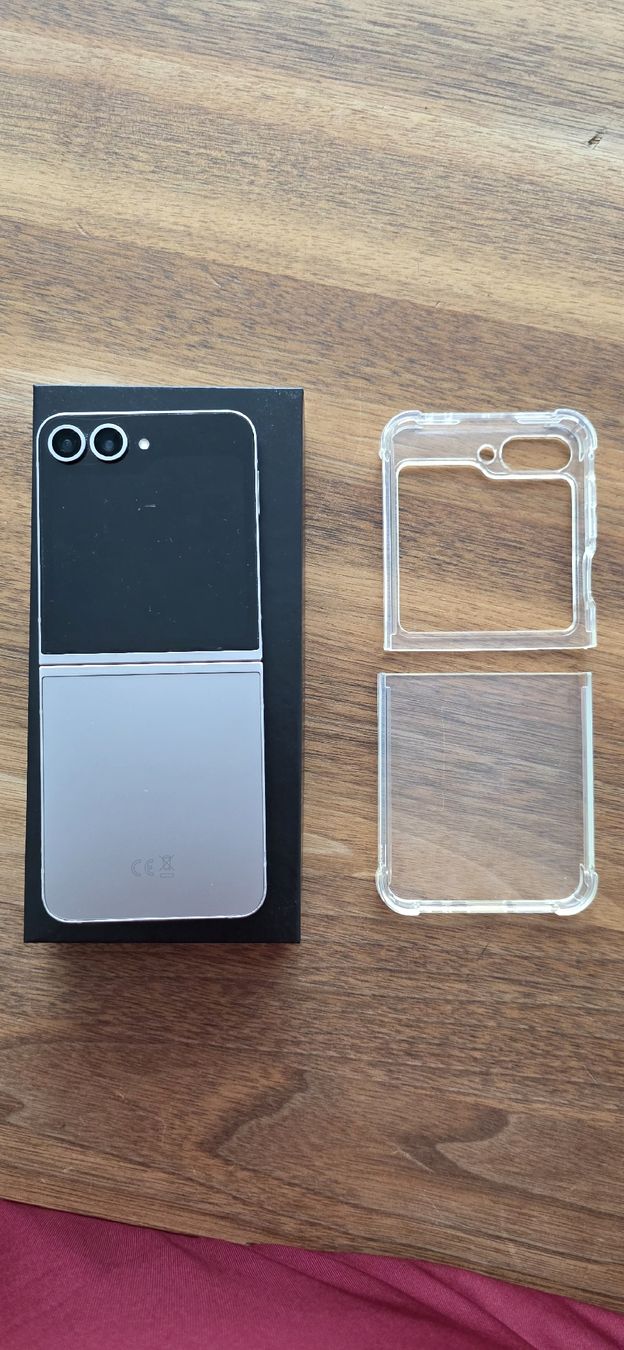 Samsung Handys / Smartphones: Galaxy Z Flip 6 – Gebraucht aus Buchrain von kble