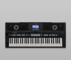 Keyboard Yamaha PSR-S650 neuwertig mit Zubehör