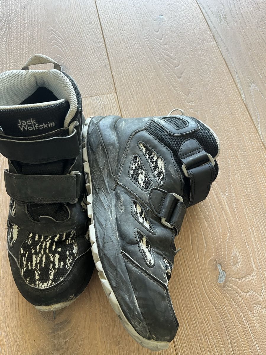 Jack Wolfskin Scarpe per ragazzi: Wanderschuhe Jack Wolfskin Grösse 36 – Usato da Aarburg venduto da cha_6t8j 1