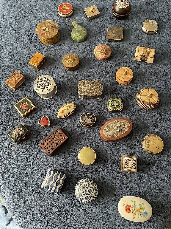 Altri gioielli: Sammlung kleiner Pillendisen – Usato da Steckborn venduto da scheese123