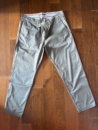 MAC Jeans Lennox Chinohose Khaki Grösse 34/30 gebraucht