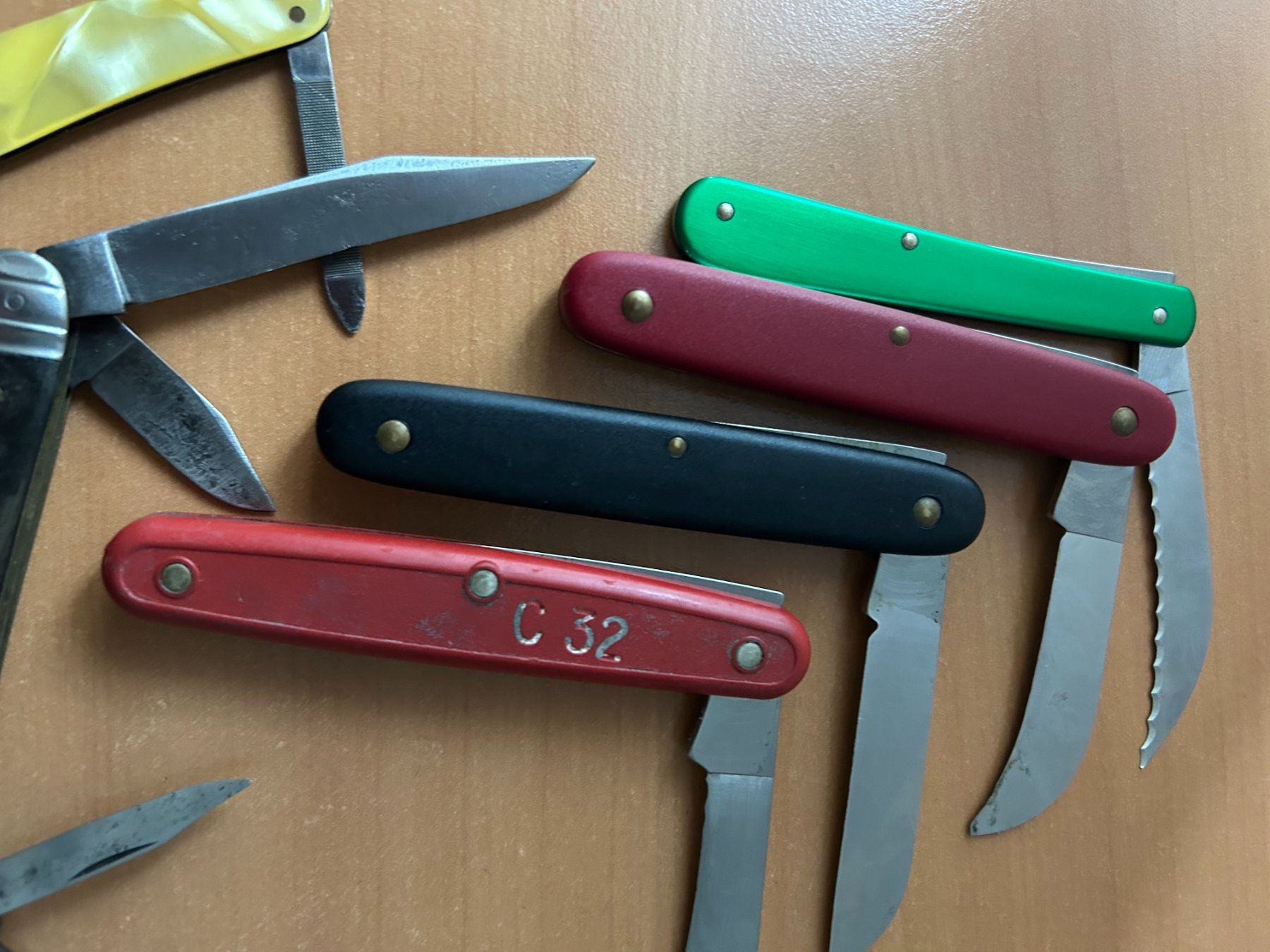 Victorinox Coltelli tascabile: Sackmesser Victorinox – Usato da Schafisheim venduto da Ducati57 6