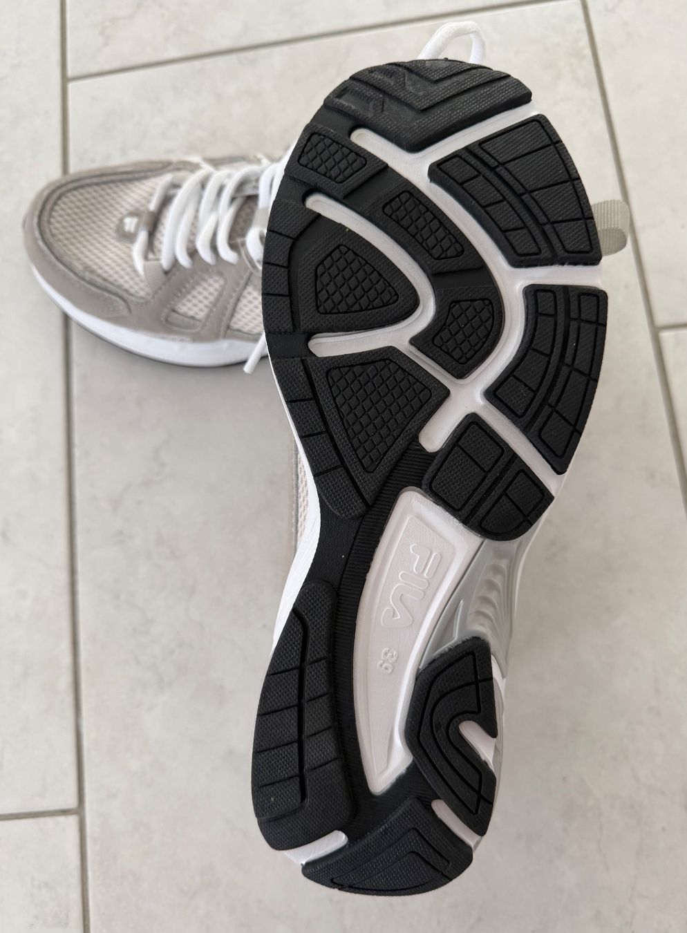 Fila Scarpe da uomo: Fila Sneaker – Nuovo (secondo la descrizione) da Studen BE venduto da Ironbonehead 2