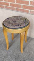 Kleiner Vintage Hocker, massiv Holz (LG)