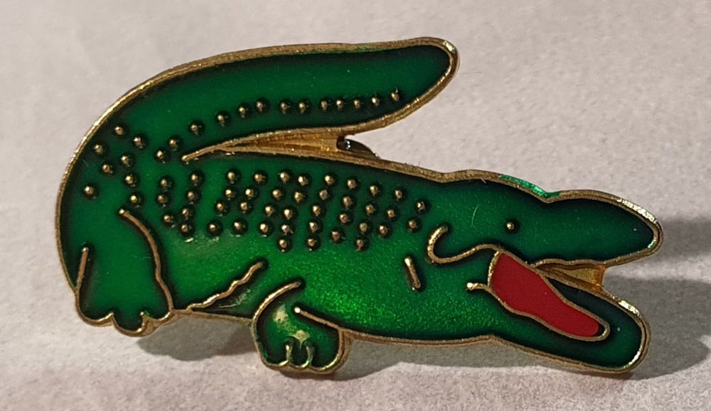 G629 - Pin Lacoste Krokodil (Gebraucht) in Reinach BL für CHF 2 – mit ...